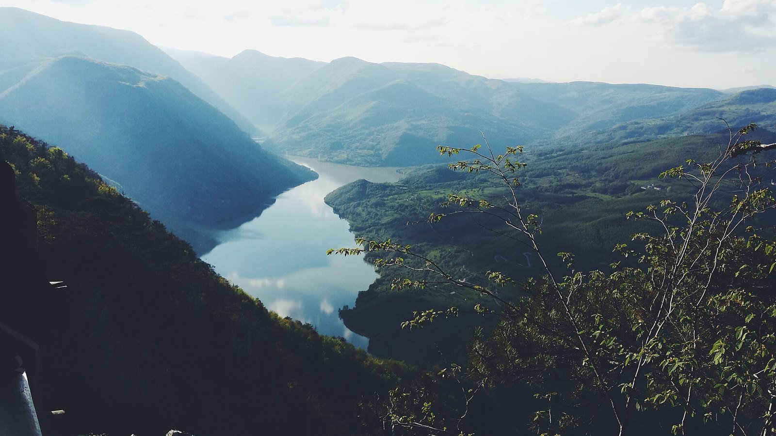 Vidikovac Banjska stena i kanjon Drine u Nacionalnom parku Tara